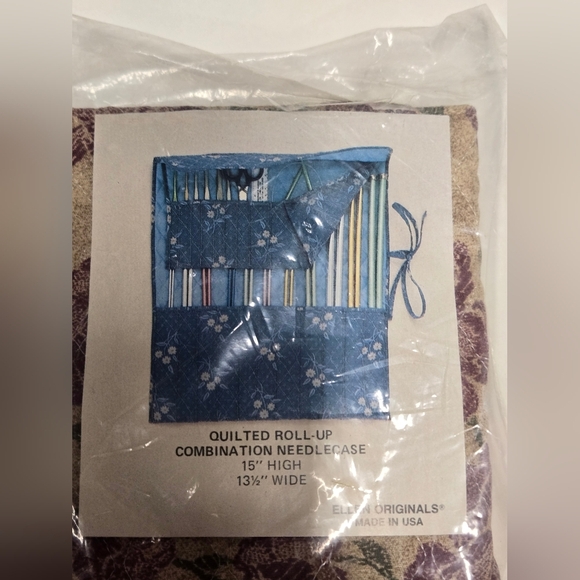 Various Sizes Of Knitting Needles And Crochet Needles New Quilted Needlecase - Picture 5 of 5